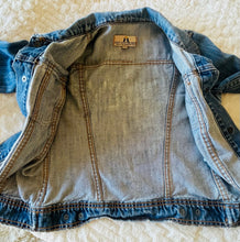 Load image into Gallery viewer, Juicy Denim Jacket
