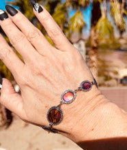 Load image into Gallery viewer, Abalone Charm bracelet