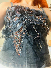 Load image into Gallery viewer, 3-D Flower Bustier