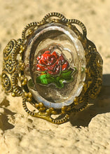 Load image into Gallery viewer, Antique Rose Embossed Ring