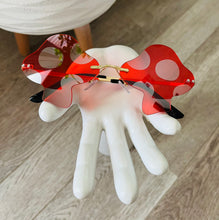 Load image into Gallery viewer, Retro Red Mushroom Sunglasses