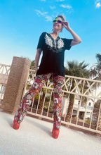 Load image into Gallery viewer, Black  And White Rock Tee