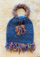 Load image into Gallery viewer, Periwinkle Blue Crochet Clutch Purse