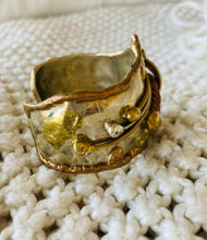 Load image into Gallery viewer, Gold And Copper Metal Cuff