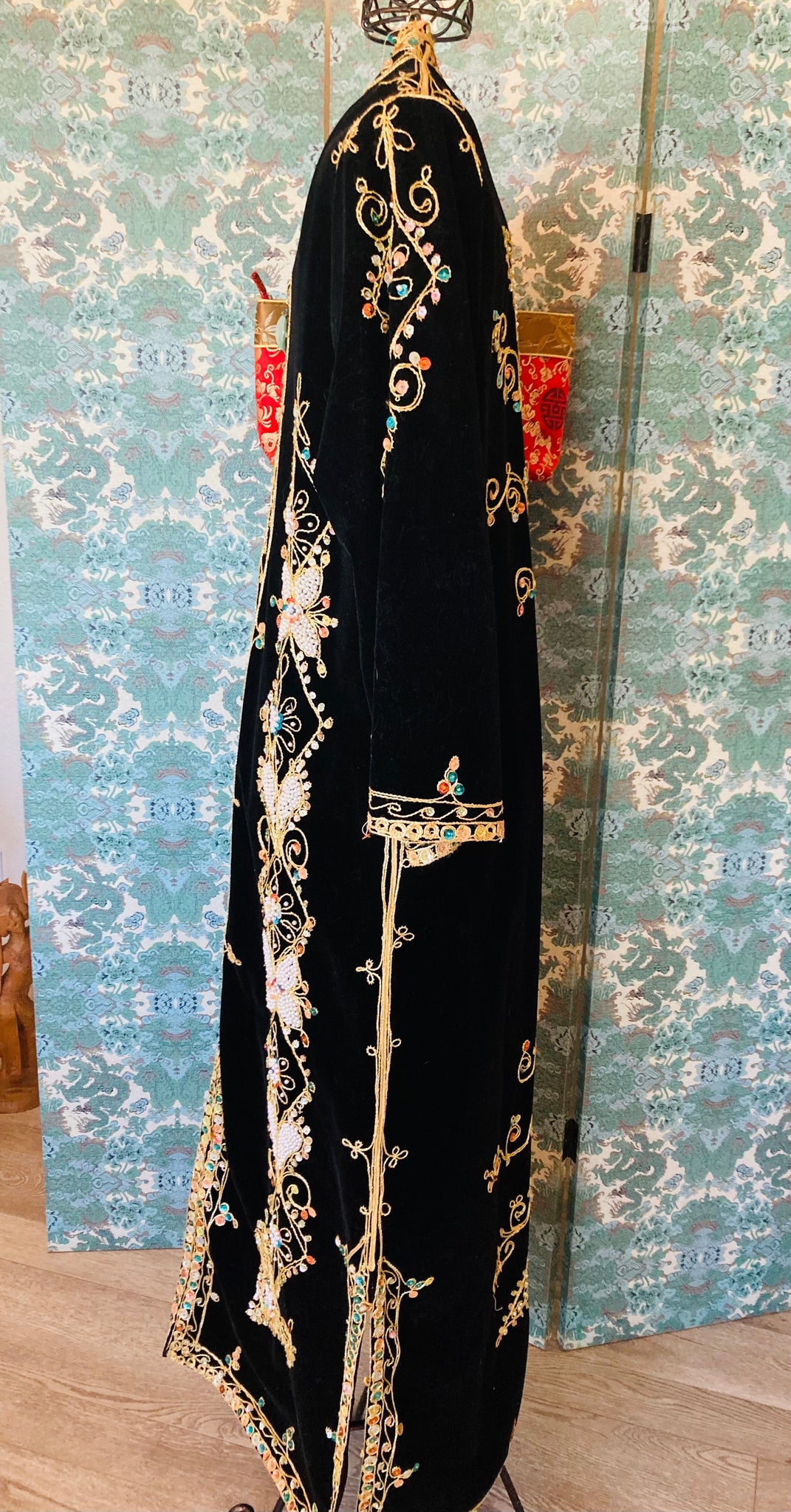 Black Velvet Pearl Statement Dress Cher's Vintage Couture Black Velvet Pearl Statement Dress Cher's Vintage Couture